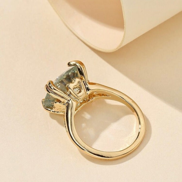 Glamorous multicolor Cubic Zirconia decor ring. - Picture 2 of 3